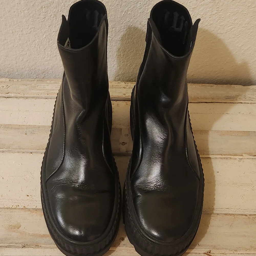 FENTY Puma Chelsea Sneaker Boots Black Platform – Rihanna Collection – Size 8.5 - Picture 8 of 12